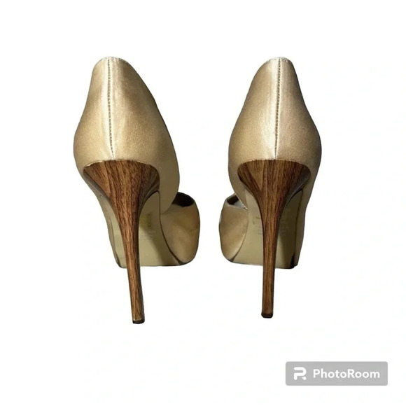 Bakers Sonya Taupe High Heel Faux Wood Grain Heel Studs & Diamond accents Size 8 - Picture 4 of 10